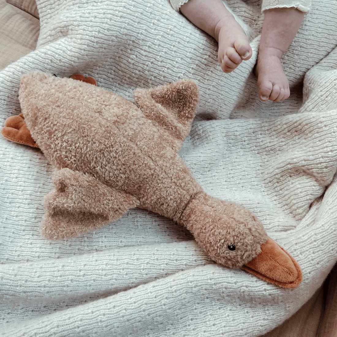 Liva Goose Heartbeat Comforter - Brown