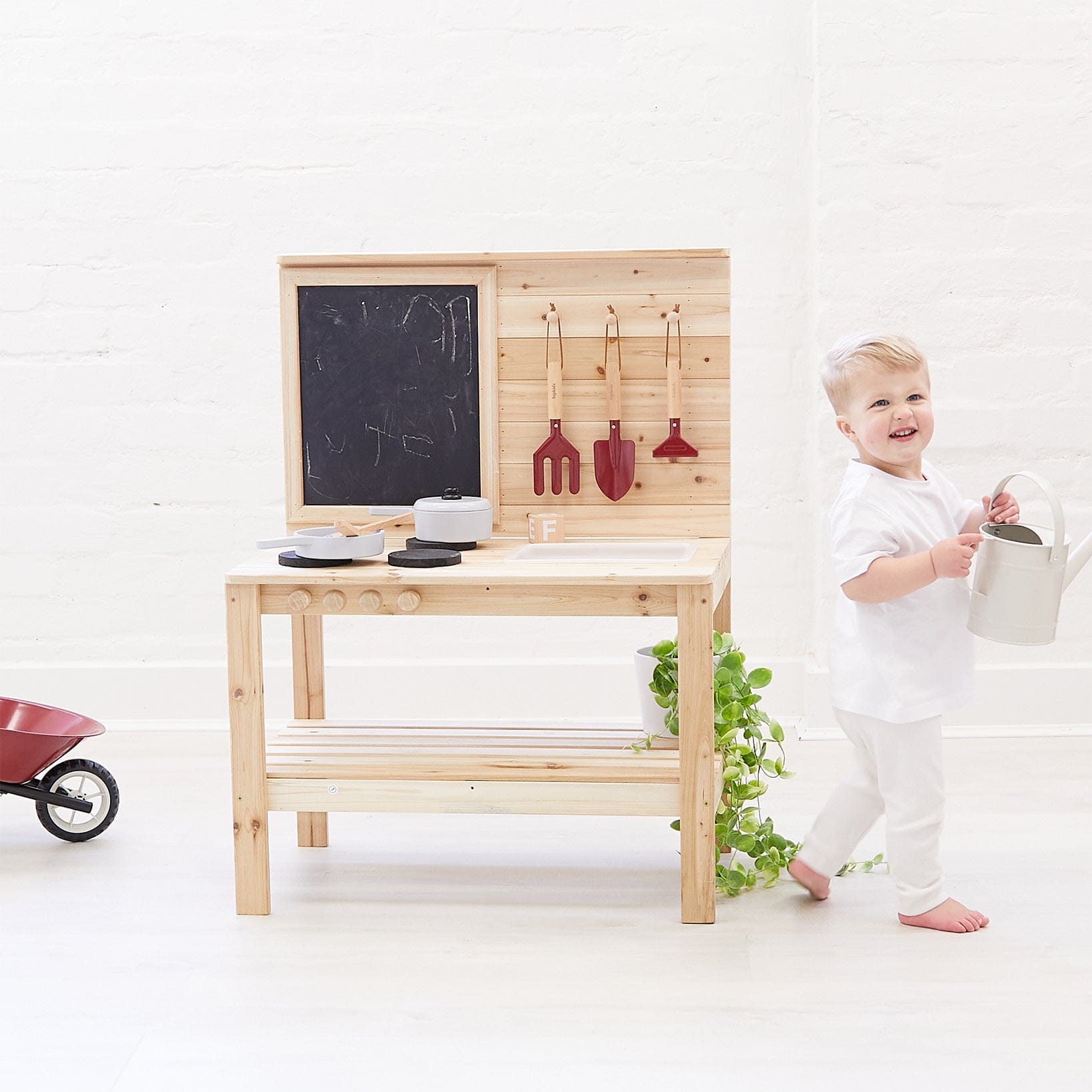 Outdoor Mud Kitchen - Preorder