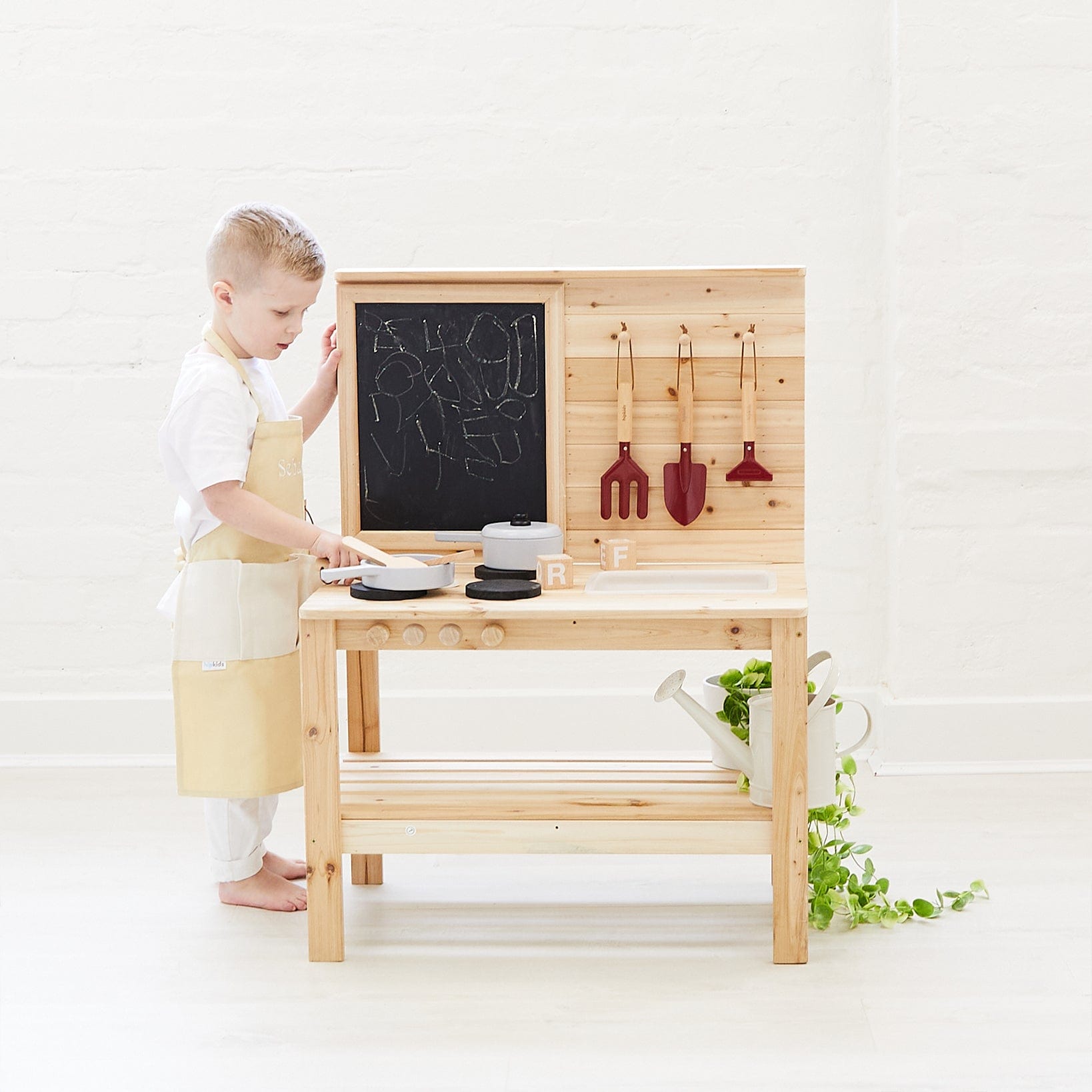 Outdoor Mud Kitchen - Preorder