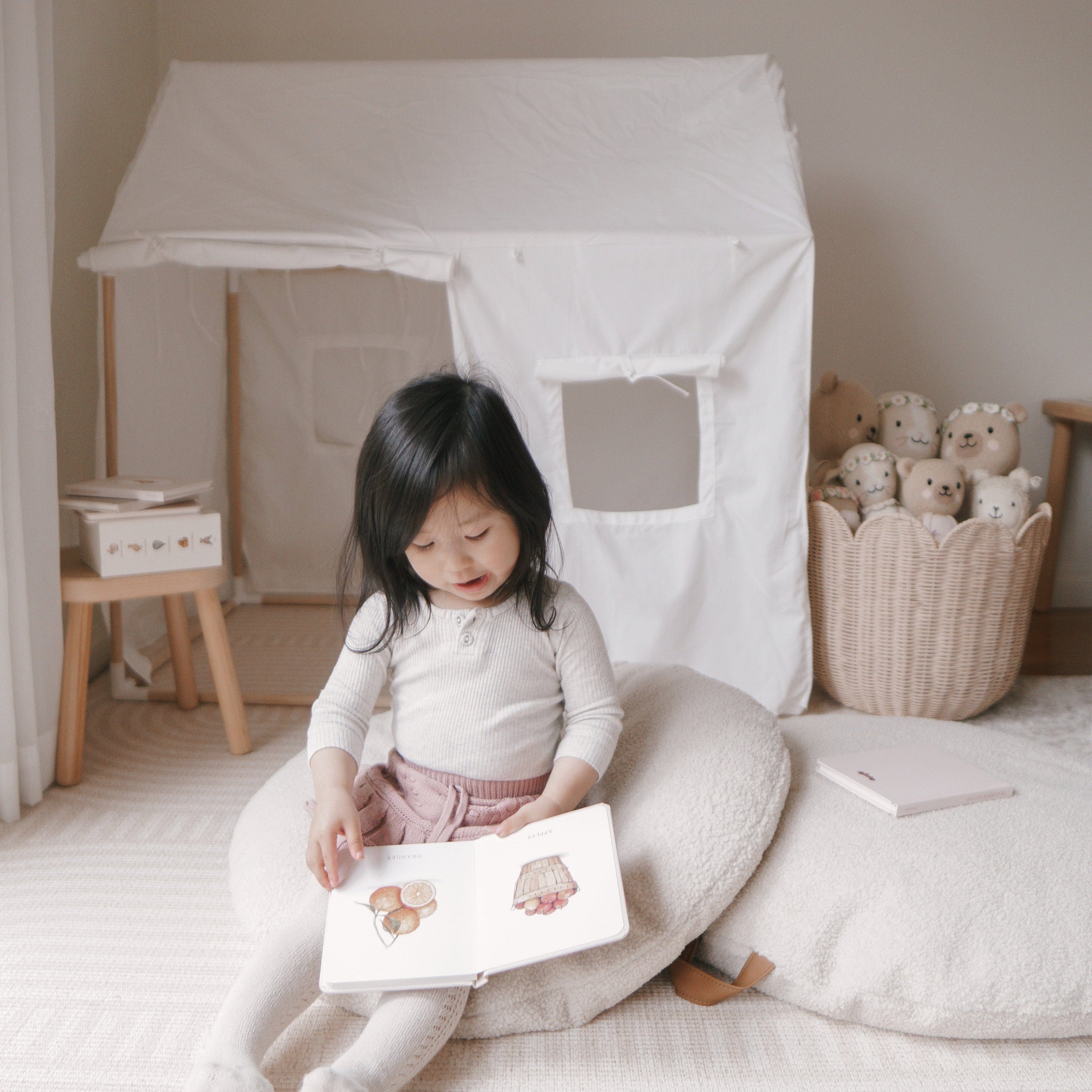 Playhouse Tent with 2pcs Boucle Cushions Bundle