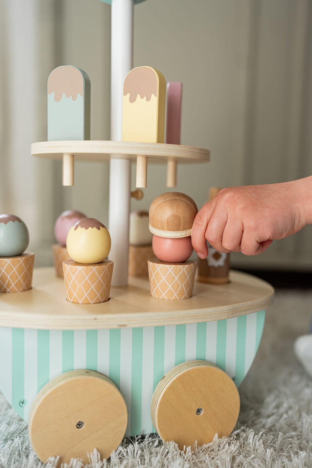 Ice Cream Trolley Stripes