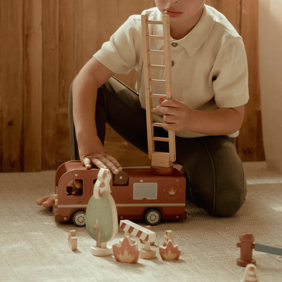 Firetruck w/ Peg Dolls