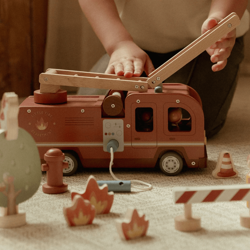 Firetruck w/ Peg Dolls
