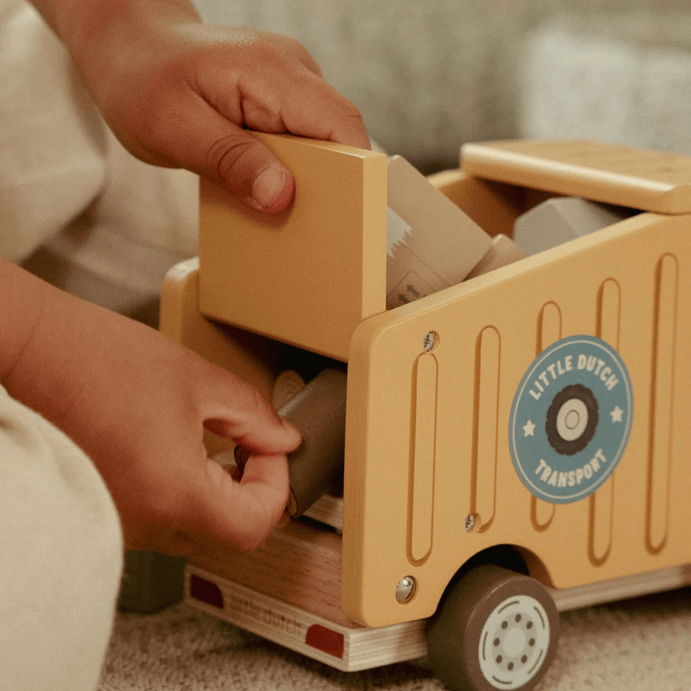 Garbage Truck w/ Peg Dolls