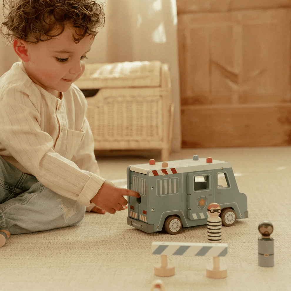 Police Car w/ Peg Doll