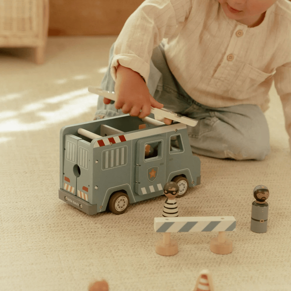 Police Car w/ Peg Doll