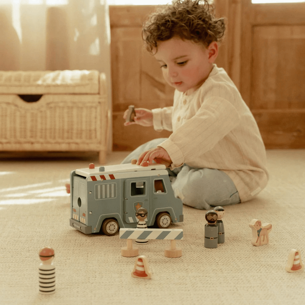 Police Car w/ Peg Doll